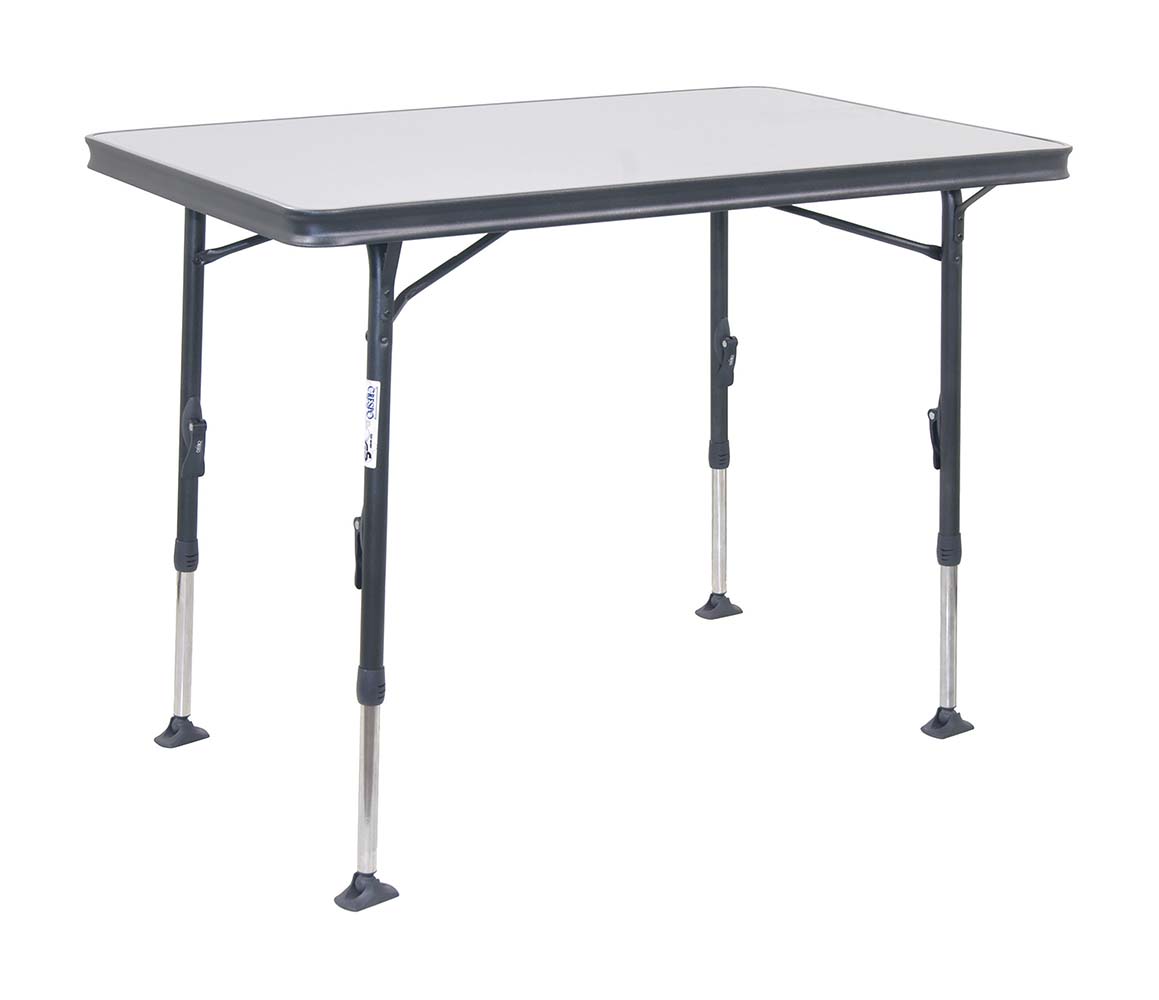 1151355 Een luxe en stijlvolle tafel. Deze lichtgewicht campingtafel is voorzien van een hittebestendig en watervast tafelblad en heeft een extra verstevigde aluminium constructie. Daarnaast zorgt de afwerking van de poten en van de tafelrand voor een stijlvolle uitstraling. De tafel beschikt over traploos verstelbare poten (59-74 cm) die zijn in te klappen, hierdoor is deze tafel eenvoudig en compact te vervoeren (ingeklapt (lxbxh): 101x65x4 cm). Doordat deze tafel beschikt over stabilisatie voeten, staat hij stabiel op elke ondergrond. Maximale belasting: 50 kilogram.