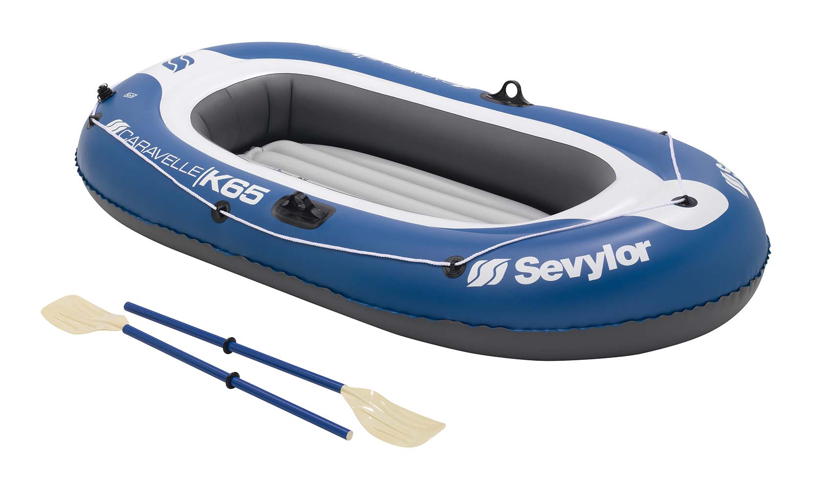 3704734 A sturdy inflatable boat. This boat is exceptionally suitable for 2 persons. Made from extra thick PVC for high durability. This inflatable boat has 1 large air chamber, 1 safety chamber and a built in test to measure the inflation. Can be transported very compact after use (LxWxH: 57x32.5x13.5 cm). Delivered with a repair kit, paddles and an inflating pump. Maximum load: 165 kilogram.