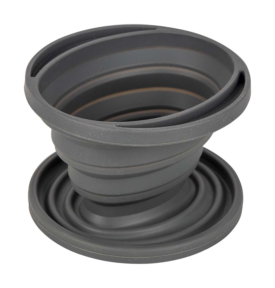 6381130 A collapsible coffee filter holder. The coffee filter holder is made of high-quality silicone. This ensures that the can is very sturdy, heat resistant, durable, taste and odour-free. Also it is BPA free. Suitable for coffee filter number 2 After use it can be compactly folded to a height of only 1.5 centimeters.