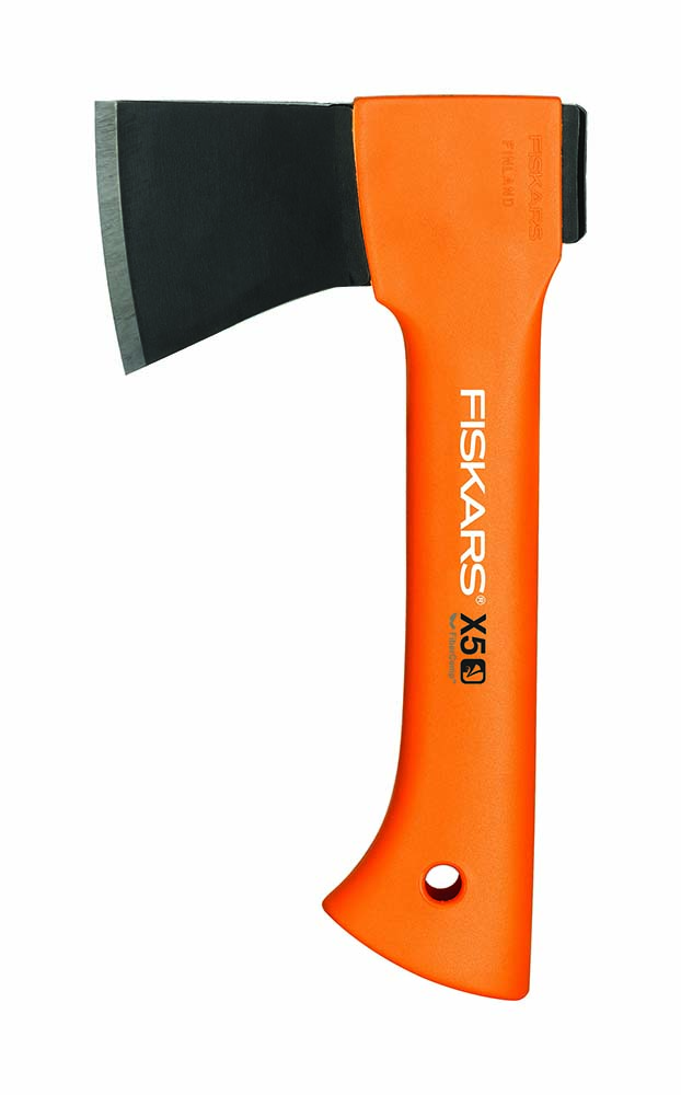 7518000 A leisure ax with extra wide blade. This durable and ergonomic axe is perfect for splitting and chopping kindling. Provides optimal assurance because the blade of the axe is integrated into the handle. The handle is made of fibre glass reinforced plastic. Comes in a sturdy transportation protection. Head weight: 390 grams.